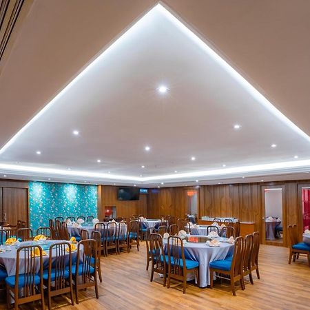 Crystal Crown Hotel Petaling Jaya Exterior photo