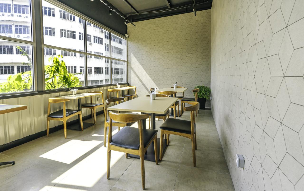 Crystal Crown Hotel Petaling Jaya Exterior photo